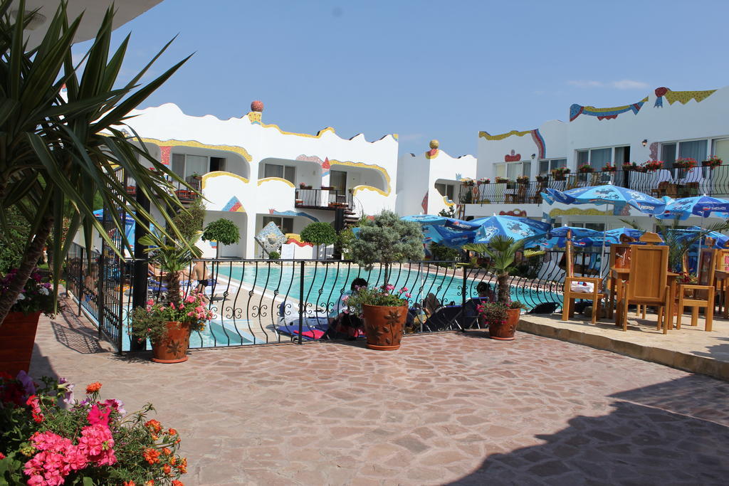 Hotel Laguna Вама-Веке Экстерьер фото