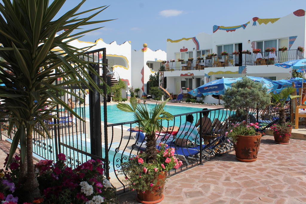Hotel Laguna Вама-Веке Экстерьер фото